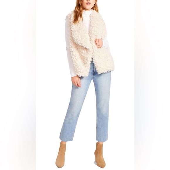 BB Dakota by Steve Madden Cream Faux Fur Vest EUC Bohemian Coastal Soft Floof - Picture 8 of 11